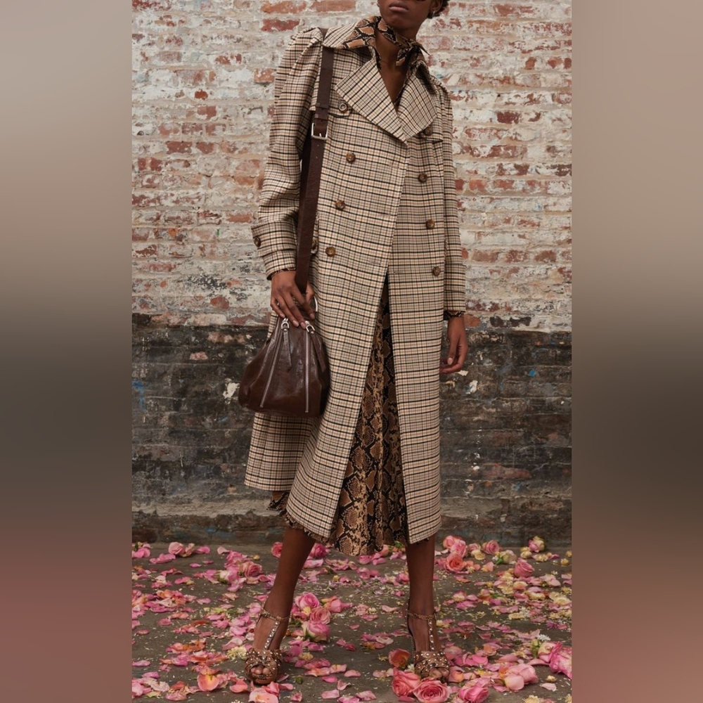 MICHAEL KORS COLLECTION TRENCH COAT. - Picture 3 of 4